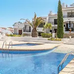 Welcs 215 Emp Con Piscina Comunitaria Casa de Férias