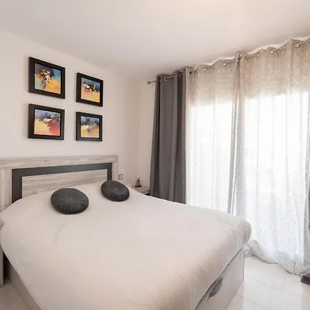 Holiday home Welcs 215 Emp Con Piscina Comunitaria Roses