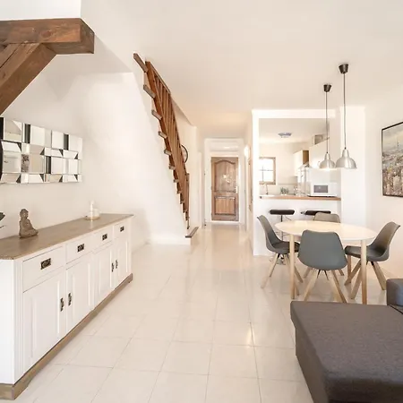 Welcs 215 Emp Con Piscina Comunitaria Holiday home